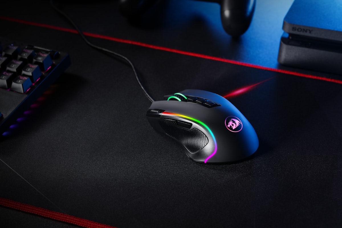 ASUS ROG Ally: O PC Gamer Que Cabe na Mão ASUS ROG Ally: O PC Gamer Que Cabe na Mão